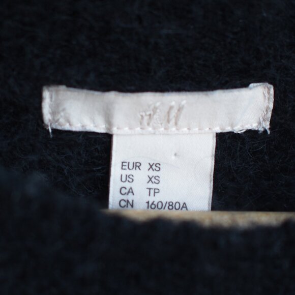H&M | Wool/Mohair Blend Oversized Sweater - Picture 2 of 4